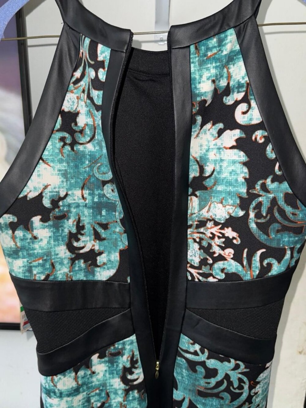 Black Damask Pattern